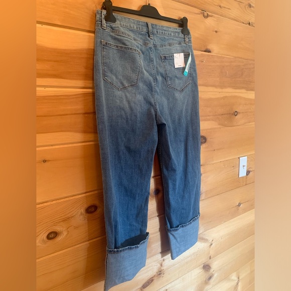 Vigoss Joni Cuff wide leg crop jeans NWT women’s size 10/30. - Picture 9 of 11
